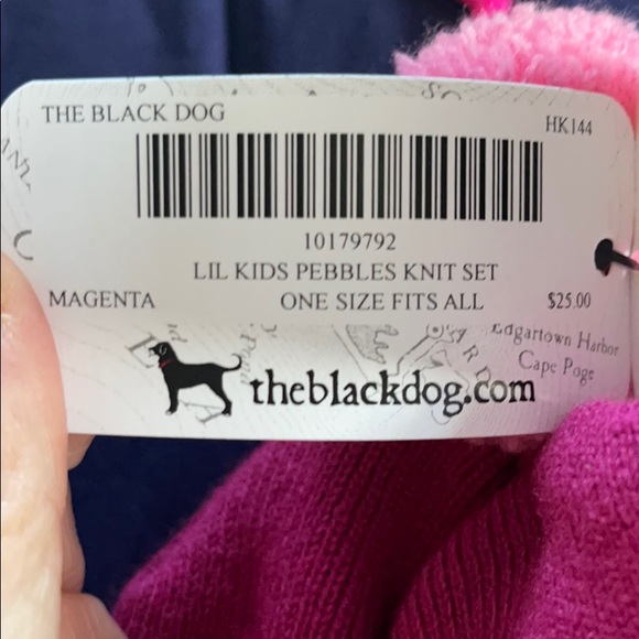 The Black Dog hat/mittens -toddler - Picture 4 of 4